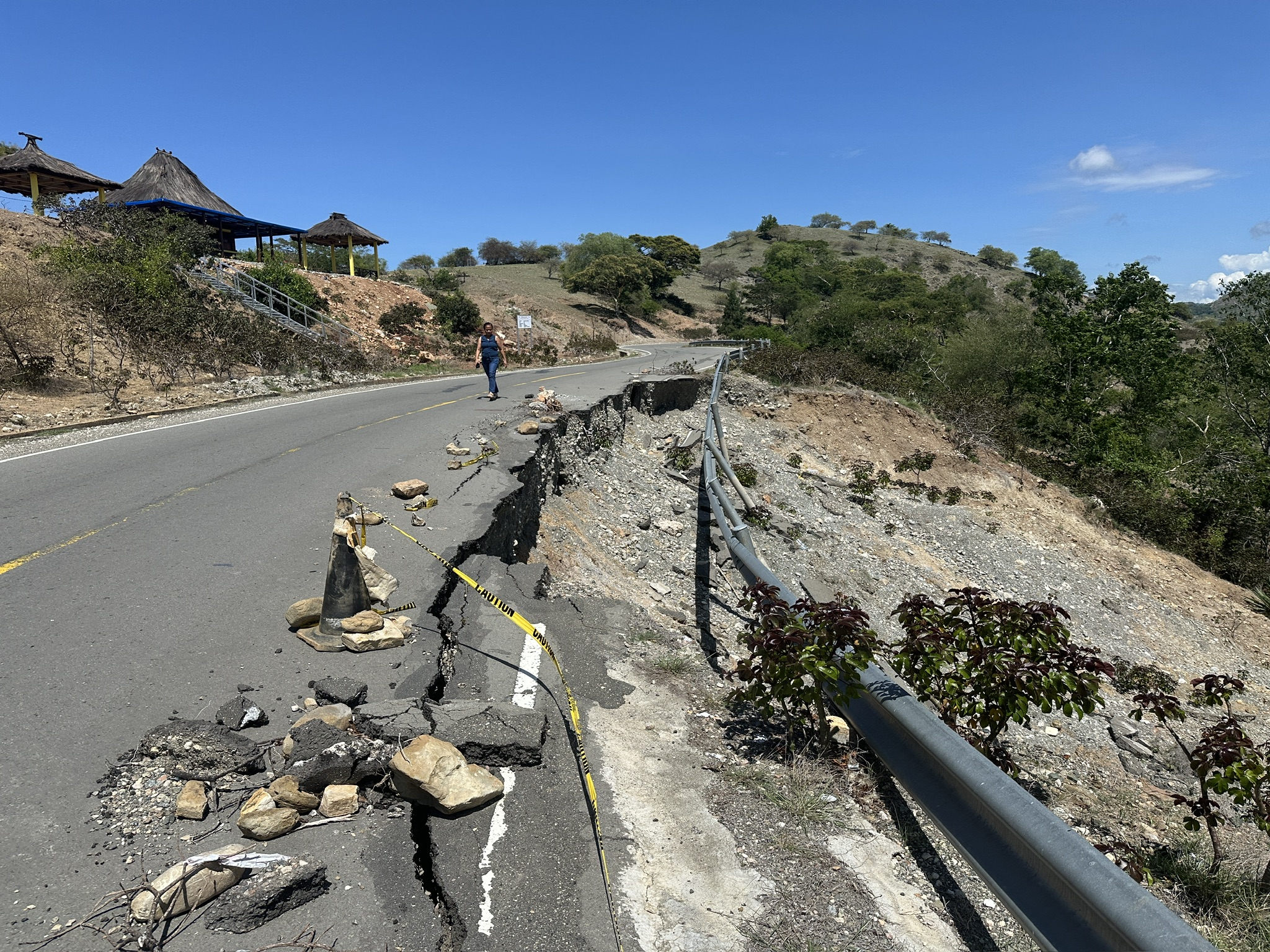 PRJ-02-3 Road Damage by Landslide